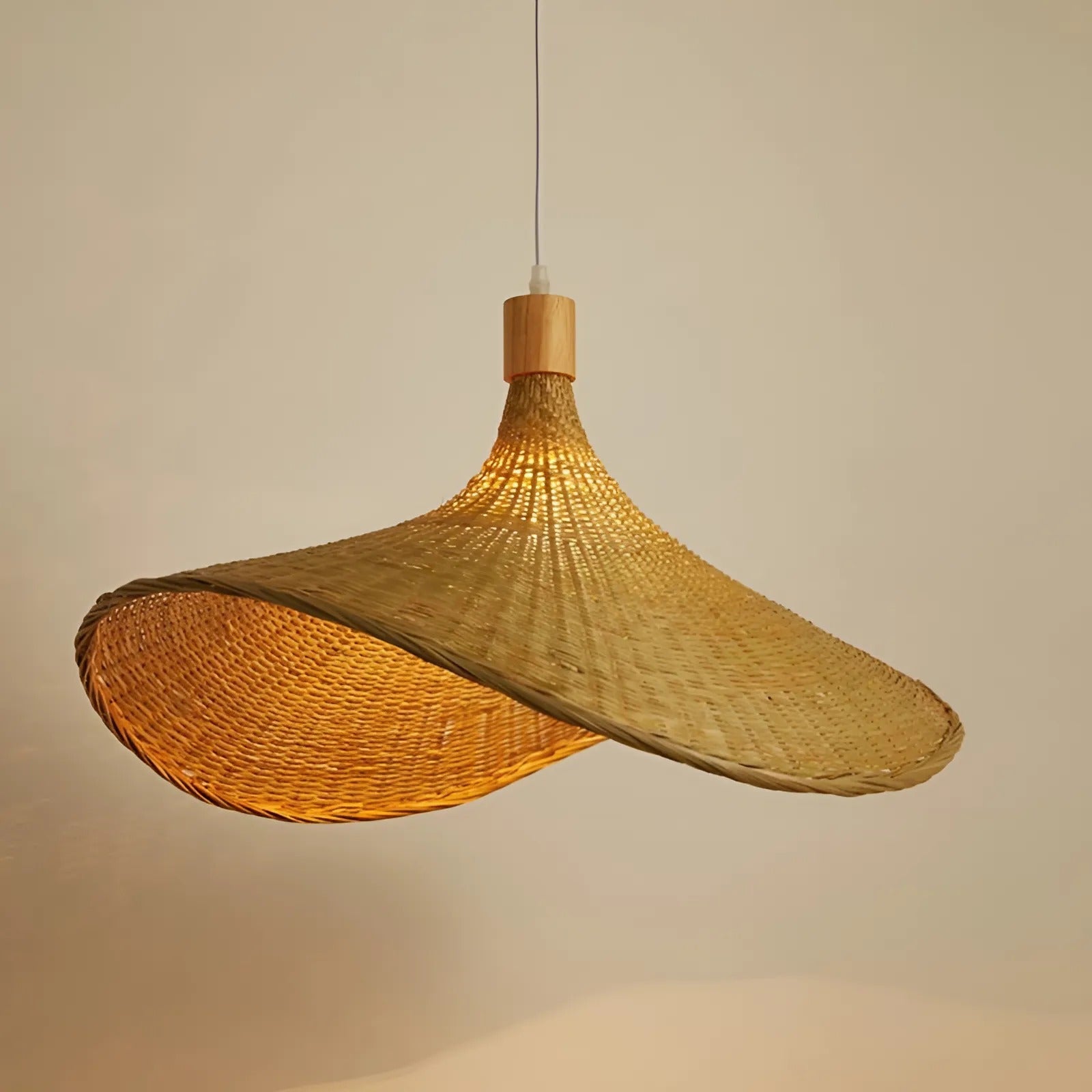 Handgeweven Bamboe Hanglamp – Natuurlijke Elegantie & Sfeervolle Verlichting